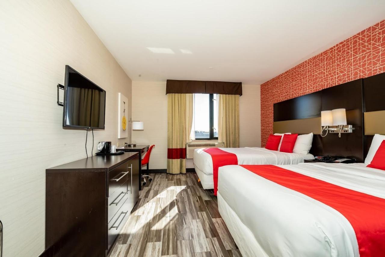 Chambre Double avec 2 Lits Doubles - Non-Fumeurs